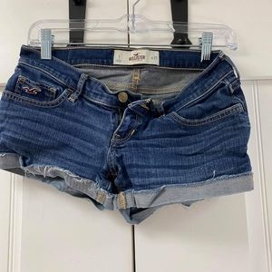 Hollister Jean shorts size 1